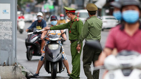 Từ 1/1/2022, người không đội mũ bảo hiểm bị phạt đến 600.000 đồng