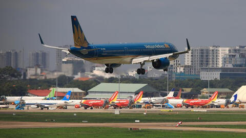 Phó Thủ tướng yêu cầu rà soát kỹ quy hoạch cảng hàng không, sân bay