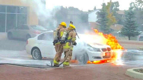 BMW thu hồi hơn 1 triệu xe trên toàn cầu do nguy cơ cháy nổ