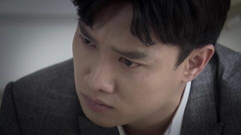 'Về nhà đi con' tập 71: Vũ khóc ân hận khi Thư trả lại nhẫn cưới