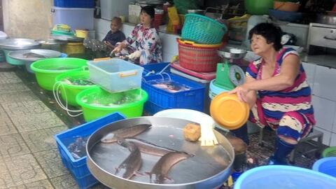 Giá thực phẩm ngày 17/7: Cá tươi tăng nhẹ