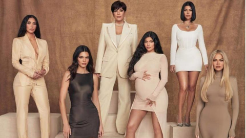 Gia tộc Kardashian kiếm tiền như thế nào?