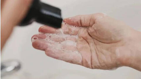 23 năm không thể có thai tự nhiên, người phụ nữ bất ngờ khi biết nguyên nhân liên quan đến cách vệ sinh "vùng kín" của mình