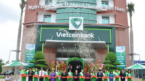 Lịch nghỉ Tết Nguyên đán Tân Sửu 2021 ngân hàng Vietcombank
