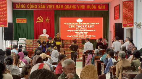 Nghĩa tình mùa lũ