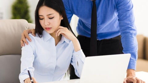 Bộ Lao động chỉ ra ba hình thức quấy rối tình dục tại nơi làm việc