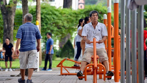 TP.HCM: Tuổi thọ trung bình của người dân tăng nhưng số năm sống khỏe chỉ đến 64