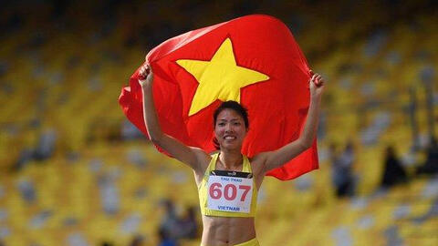 Nữ VĐV từng phải đi bán khoai phụ giúp gia đình giành HCV ASIAD lịch sử