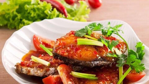 Món ngon mỗi ngày: Đậm đà, đưa cơm với 3 cách làm cá thu sốt cà chua, sốt me, sốt tỏi ớt ngon khó cưỡng