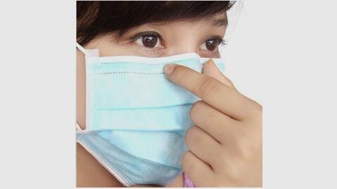 Cách đeo khẩu trang đúng cách trong mùa dịch Corona