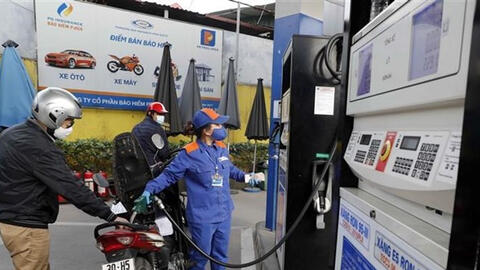 Phó thủ tướng yêu cầu tính toán lại công thức giá cơ sở xăng dầu