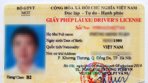 Chính phủ đồng ý với đề xuất bằng lái xe được cấp 12 điểm/năm