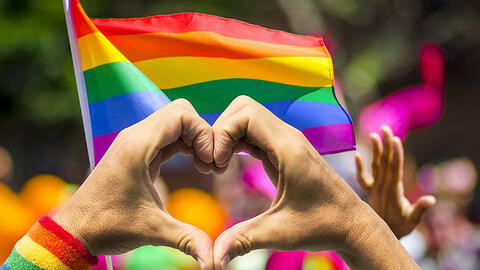 Thế giới LGBT: Hạnh phúc không nằm trên tờ giấy hôn thú