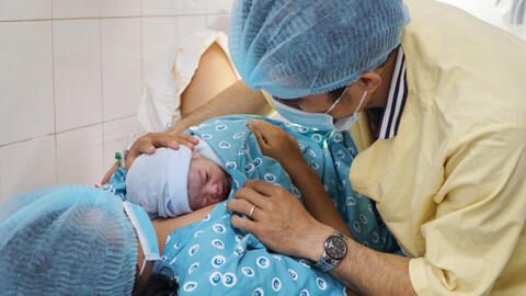 Đề xuất sinh con tại TP.HCM, Bình Dương, Vũng Tàu... được thưởng tiền