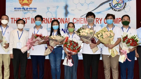 Việt Nam giành 3 Huy chương Vàng tại Olympic Hóa học quốc tế năm 2021