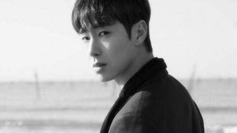 Yunho của TVXQ được cấp bằng sáng chế với khẩu trang có nắp đậy