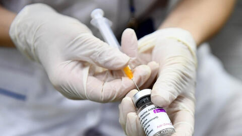 Khi đã tiêm một mũi AstraZeneca, có thểm tiêm mũi 2 Moderna được không?