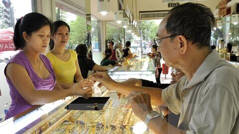 Vàng SJC tăng 110.000 đồng/lượng