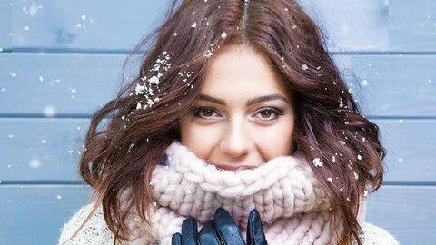 Mẹo tạm biệt làn da khô sần, nứt nẻ vào mùa Đông