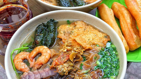 Những địa điểm food tour nổi tiếng nhất Việt Nam