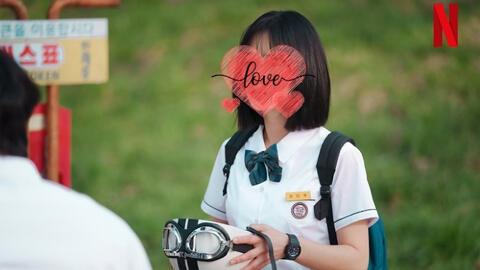 "Đóa hoa nở muộn" của màn ảnh Hàn quá đẹp trong phim mới, 34 tuổi vẫn vào vai nữ sinh cực "mượt"