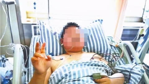 Chàng trai 19 tuổi nội tạng bị axit ăn mòn vì sở thích của nhiều người