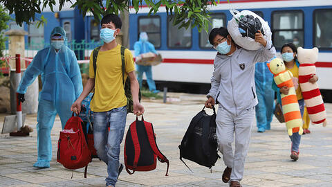 Quy định cách ly đánh đố người muốn về quê ăn Tết