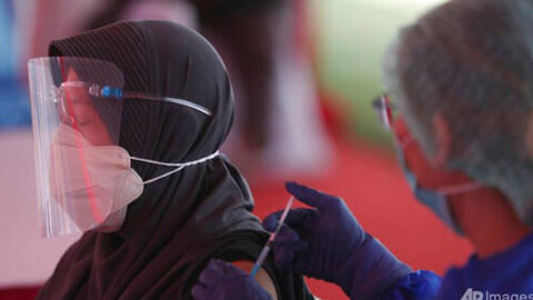 Hàng trăm bác sĩ và nhân viên y tế Indonesia bị nhiễm COVID-19 dù đã được tiêm ngừa