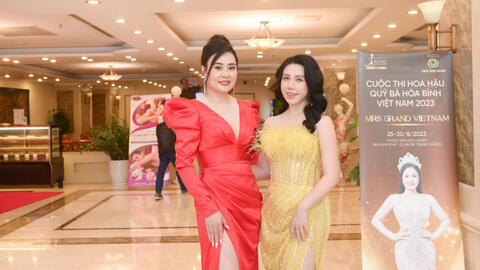 MC Hồng Nhung: Tôi hồi hộp khi dẫn cuộc thi nhan sắc cùng Anh Quân