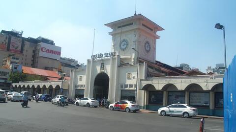 Những ngôi chợ nổi tiếng Sài Gòn ế ẩm vì vắng bóng du khách