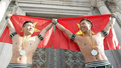 Quốc Cơ - Quốc Nghiệp xác lập kỷ lục Guinness mới tại Tây Ban Nha