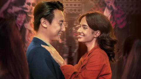 Rocker Nguyễn khoe góc nghiêng "xịn xò", nhìn mỹ nhân lai tây Emma Lê cực tình trong "Giao lộ 8675"