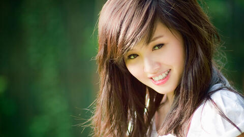 Tử vi hôm nay 24/10/2019 của 12 con giáp: Tỵ nhận nụ hôn, Mùi nên đầu tư