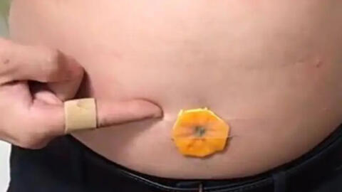 Bất kể nam hay nữ, chăm chỉ đắp thứ này lên rốn trước khi đi ngủ trong 7 ngày, cơ thể nhận được hàng tá lợi ích