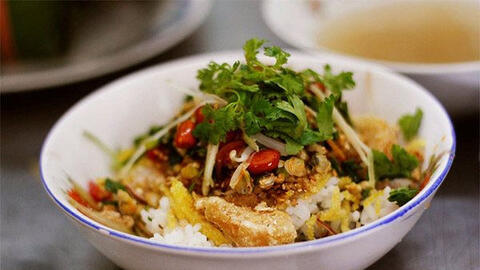 Món ngon mỗi ngày: Cách làm cơm hến ngon đúng vị Huế