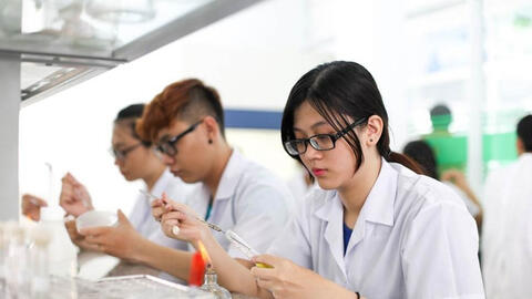 11 trường Đại học trực thuộc Bộ Y tế được yêu cầu đi học trở lại từ 2/3