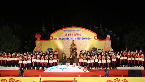 Hải Phòng thưởng hơn 4,8 tỷ đồng cho học sinh, giáo viên có học sinh đoạt giải Quốc gia, Quốc tế