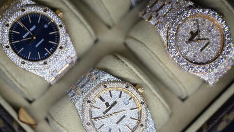 Nga tịch thu lô đồng hồ xa xỉ hàng triệu USD nhằm ‘trả đũa’ các lệnh trừng phạt của Thụy Sĩ