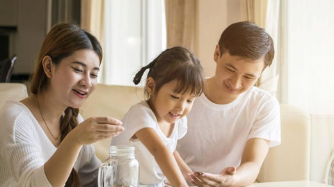 Tại sao đàn ông cảm thấy căng thẳng khi vợ kiếm được nhiều tiền hơn?