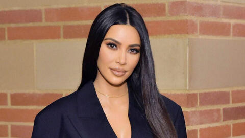 Kim Kardashian: Nữ hoàng thời trang và những cuộc hôn nhân đầy tai tiếng