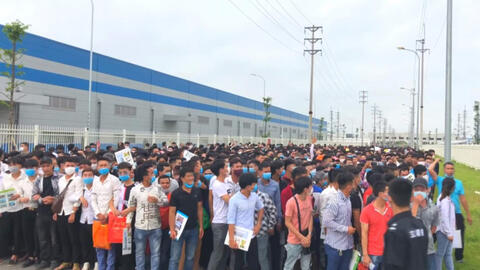 Tuyển dụng công nhân làm AirPods ở Việt Nam mập mờ?