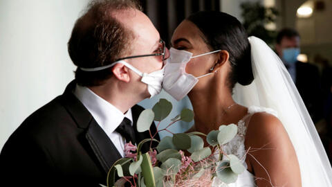 Những khoảnh khắc gây ám ảnh nhất tuần qua giữa mùa dịch bệnh