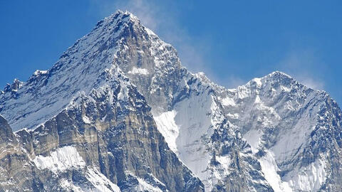 Top 5 đỉnh núi cao trên 8.000 m quanh năm phủ đầy tuyết