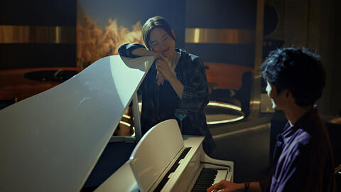 Teaser Trailer "Mai" hé lộ tình chị em chênh lệch 7 tuổi giữa Phương Anh Đào và Tuấn Trần cùng dàn diễn viên phụ hài hước