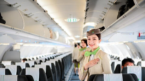 Hàng không tung loạt ưu đãi 8/3