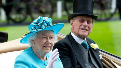 Chuyện tình yêu hơn 70 năm của Nữ hoàng Anh Elizabeth II