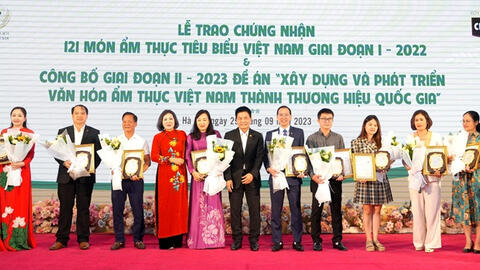 Tôn vinh 121 món ẩm thực tiêu biểu của Việt Nam