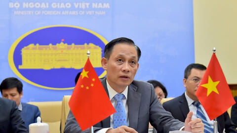 Việt Nam họp trực tuyến với Trung Quốc về các vấn đề Biển Đông