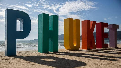 Thái Lan phong tỏa đảo Phuket sau 30 ngày mở cửa cho khách du lịch