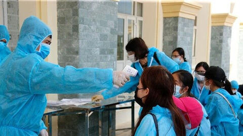 COVID-19 chiều 31/1: Thêm 36 ca nhiễm mới, Hà Nội yêu cầu đóng cửa karaoke, vũ trường